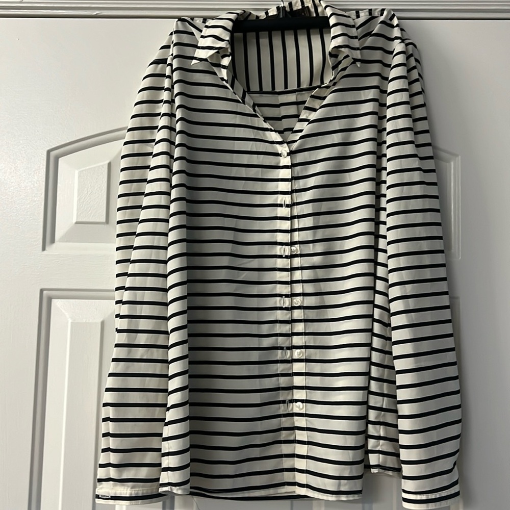 The limited blouse small